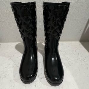 Hunter tall quilted rain boots size 7